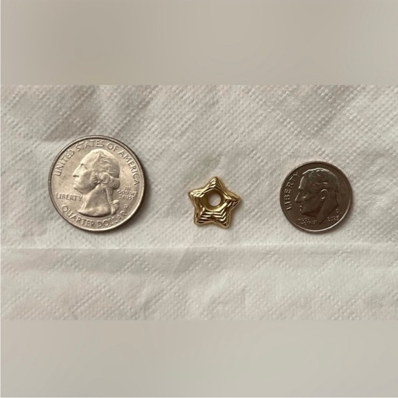 SOLID 14KT GOLD Textured Star Charm - Picture 7 of 14